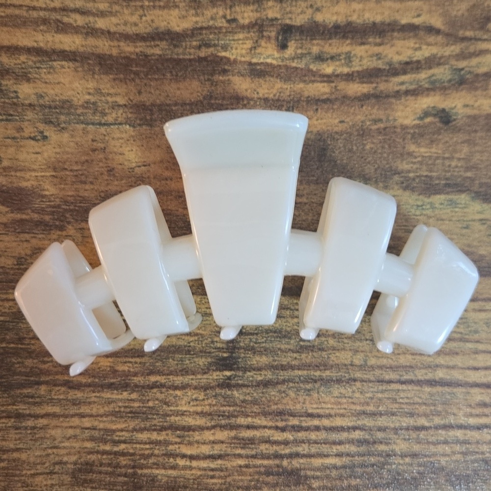 Teleties Classic Soft Surf Medium Hair Clip